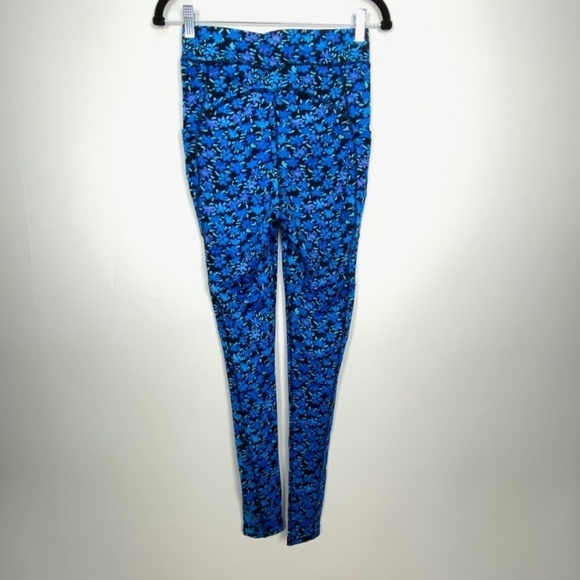 Pop Fit Leggings NWOT Womens Med Blue Black Floral Side Pockets Super Stretchy - Picture 3 of 9